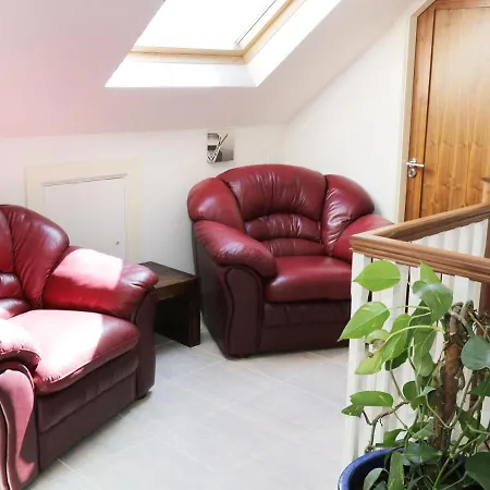 Holiday home A Country View Mirah